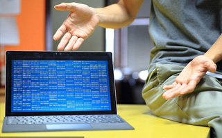 福鼎 mongo排序sort,php如何按顺序排列数组？